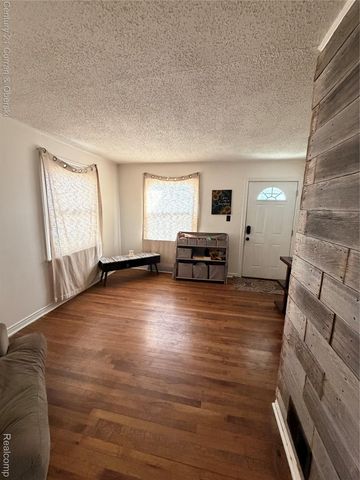 13272 Pullman Street, Southgate, MI 48195