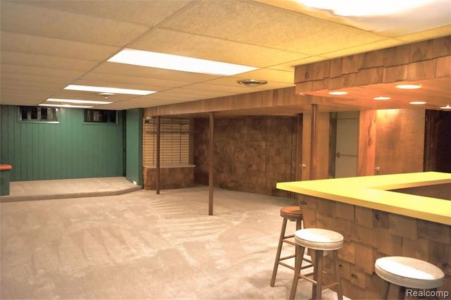 211 Arcola Street, Garden City, MI 48135