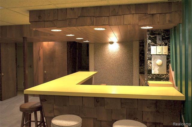 211 Arcola Street, Garden City, MI 48135