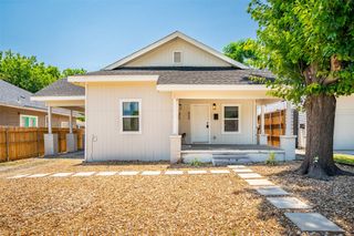 808 W 10th Street, Dallas, TX 75208