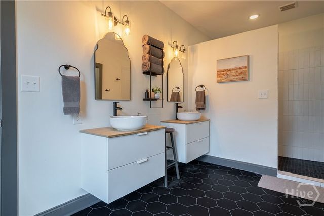 130 Live Oak Lane, Comer, GA 30629