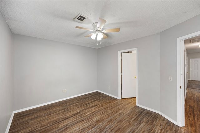 2207 Timberwood Lane, Russellville, AR 72802