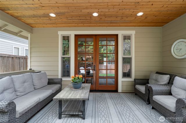 2234 29th Court NW, Olympia, WA 98502