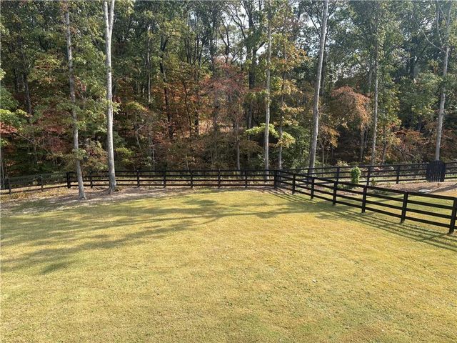 4077 Friendship Creek Drive, Buford, GA 30519