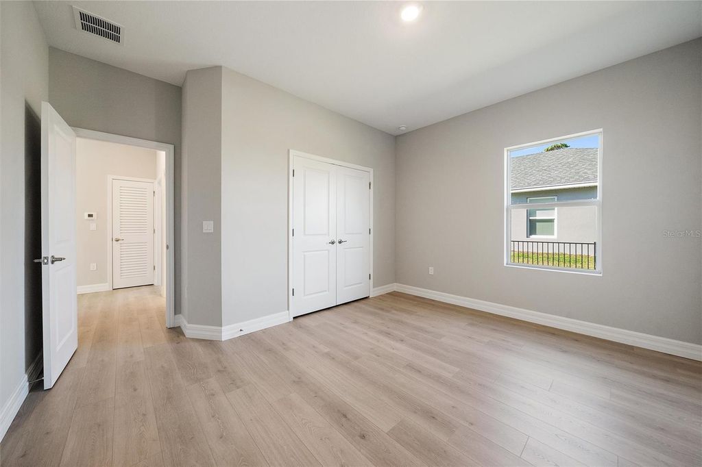 Image 20 of property listing at 196 JENNIFER DRIVE, Rotonda West, FL 33947