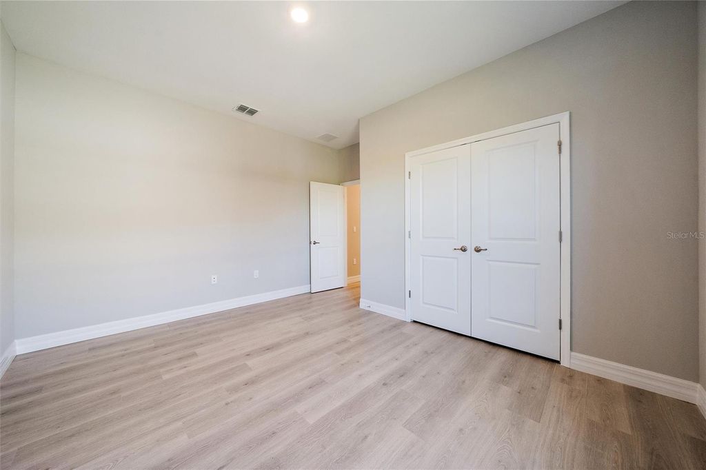 Image 21 of property listing at 196 JENNIFER DRIVE, Rotonda West, FL 33947