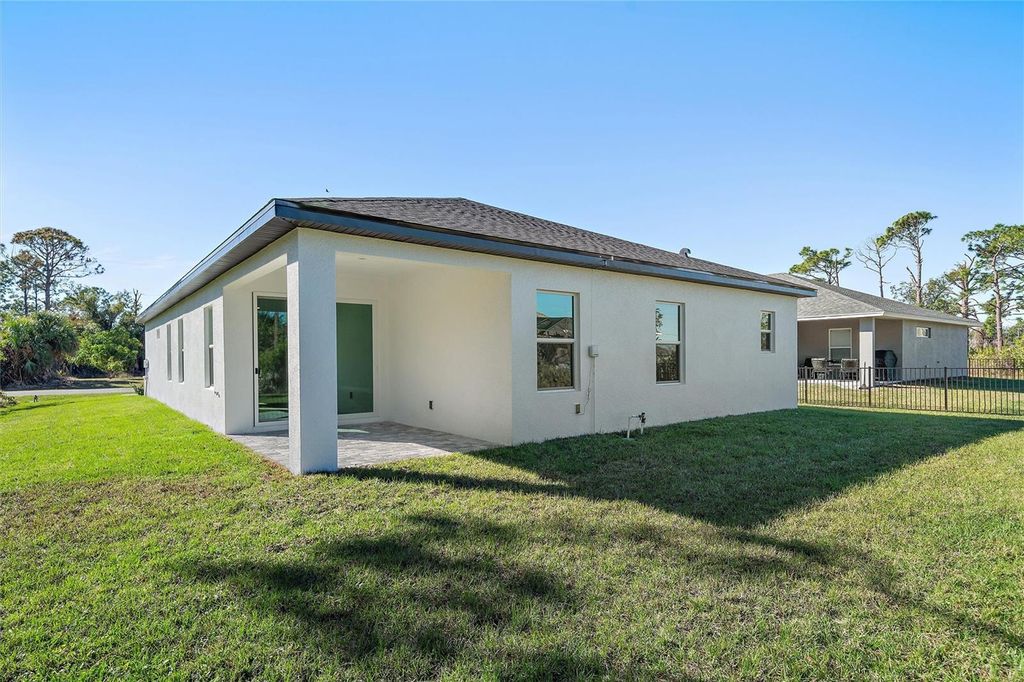 Image 35 of property listing at 196 JENNIFER DRIVE, Rotonda West, FL 33947