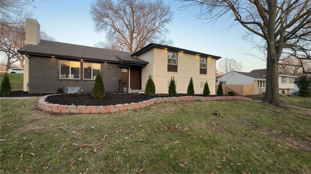 8701 Ward Parkway, Kansas City, MO 64114