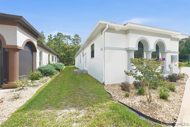 24 Beech Street, Homosassa, FL 34446