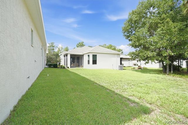 24 Beech Street, Homosassa, FL 34446