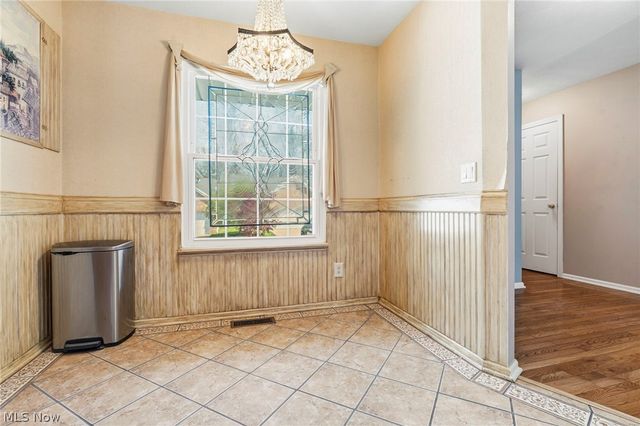3198 Mariners Island Drive NW, Canton, OH 44708