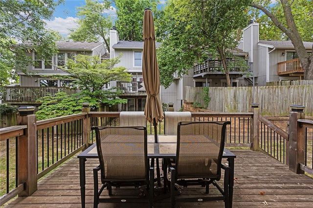 5768 N Anita Avenue, Kansas City, MO 64151