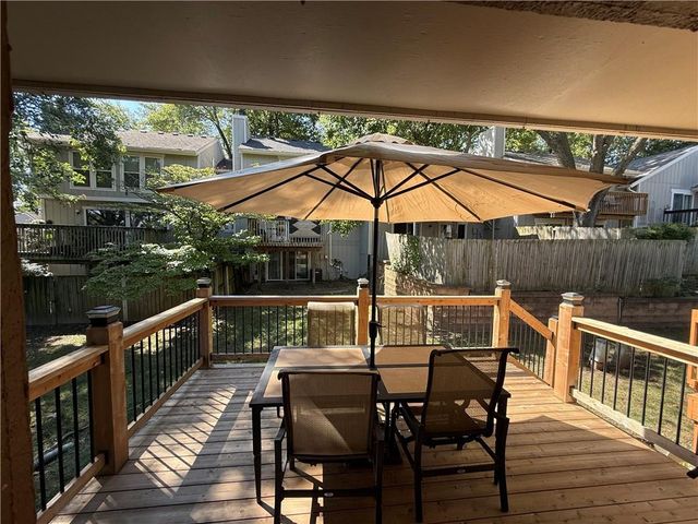 5768 N Anita Avenue, Kansas City, MO 64151