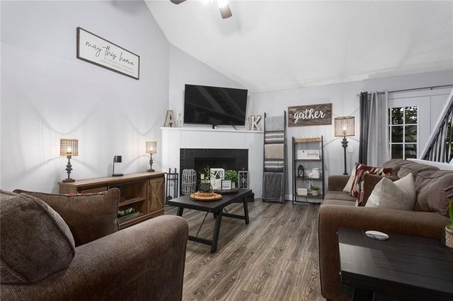 5768 N Anita Avenue, Kansas City, MO 64151