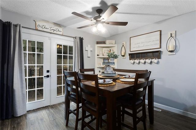 5768 N Anita Avenue, Kansas City, MO 64151