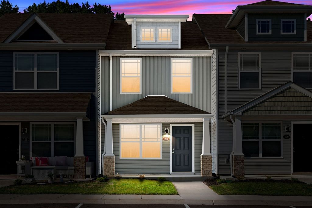 124 Davis Ridge Lane, Clarksville, TN 37040