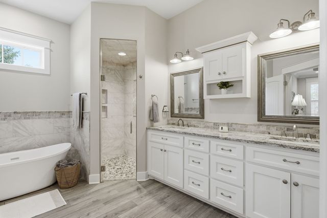 1318 Theta Pike, Columbia, TN 38401