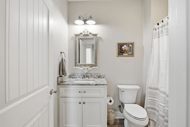 1318 Theta Pike, Columbia, TN 38401