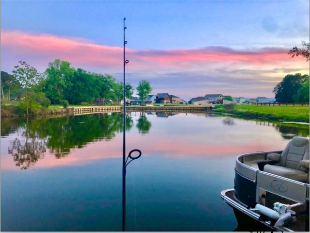 111 North Forest Drive, Huntsville, TX 77340