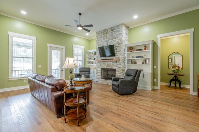 12256 Clift Mill Road, Soddy Daisy, TN 37379