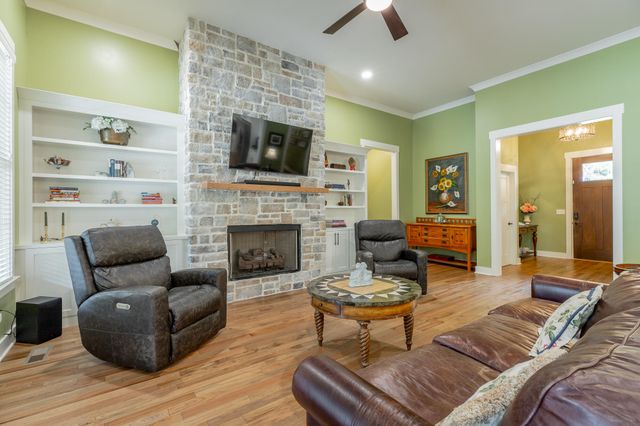 12256 Clift Mill Road, Soddy Daisy, TN 37379