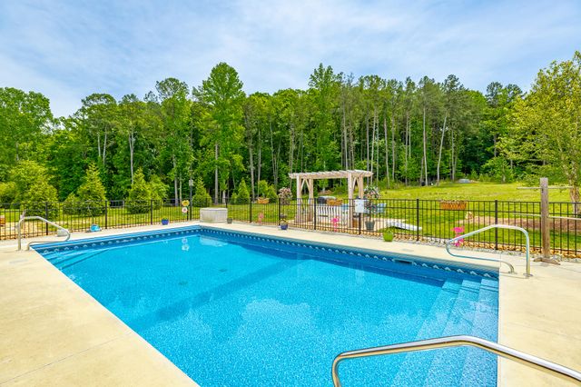 12256 Clift Mill Road, Soddy Daisy, TN 37379
