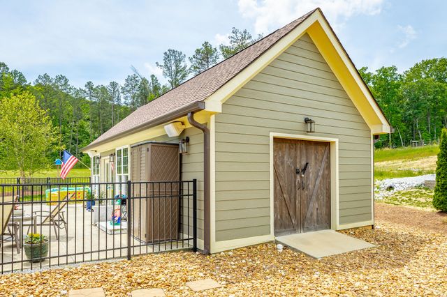 12256 Clift Mill Road, Soddy Daisy, TN 37379