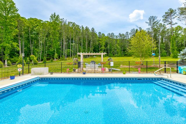 12256 Clift Mill Road, Soddy Daisy, TN 37379