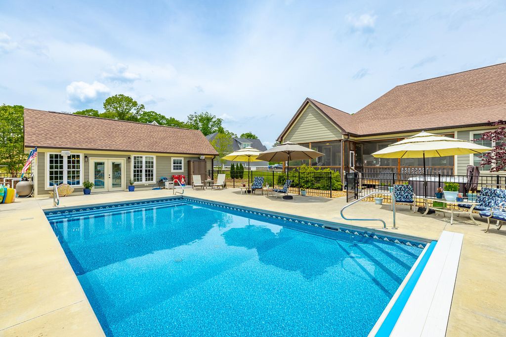 12256 Clift Mill Road, Soddy Daisy, TN 37379