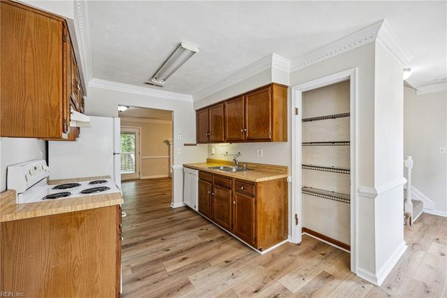 4607 Merrimac LN, Virginia Beach, VA 23455