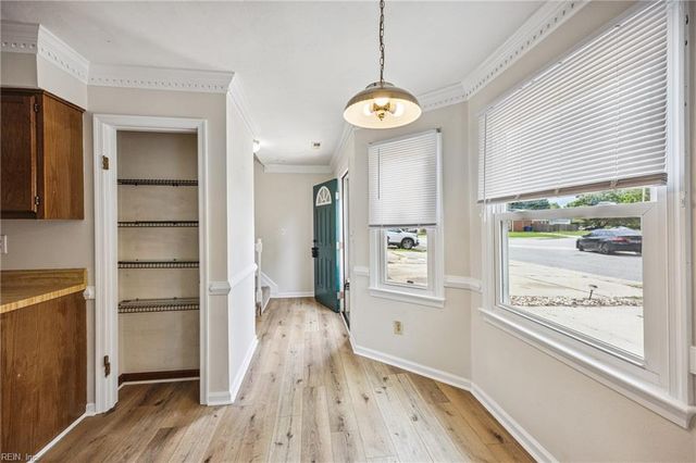 4607 Merrimac LN, Virginia Beach, VA 23455
