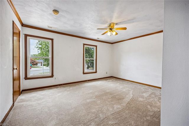 4607 Merrimac LN, Virginia Beach, VA 23455