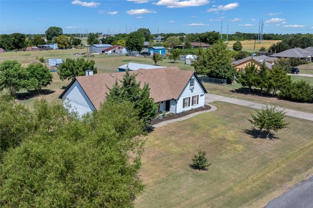 6560 Meadow Ridge Circle, Nevada, TX 75173