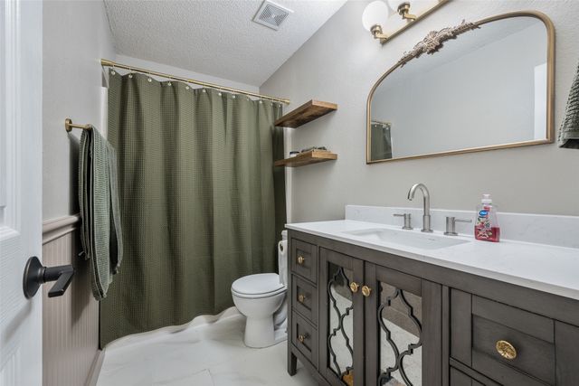 6560 Meadow Ridge Circle, Nevada, TX 75173