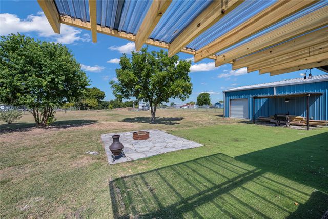 6560 Meadow Ridge Circle, Nevada, TX 75173