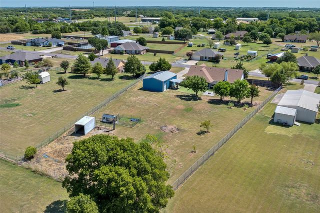 6560 Meadow Ridge Circle, Nevada, TX 75173