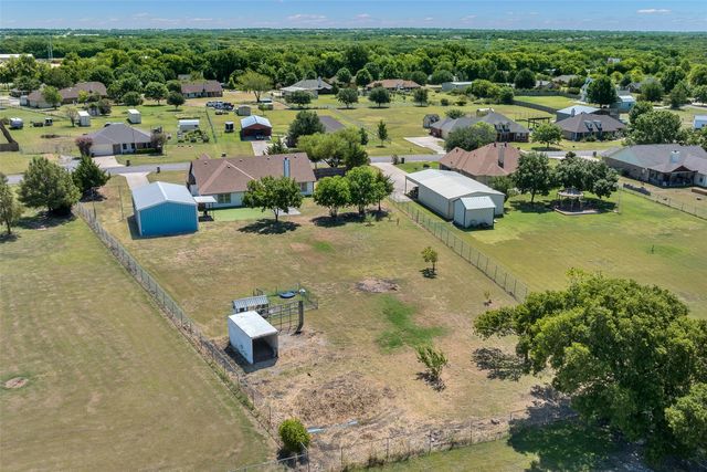 6560 Meadow Ridge Circle, Nevada, TX 75173