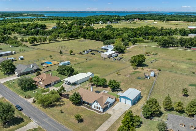 6560 Meadow Ridge Circle, Nevada, TX 75173