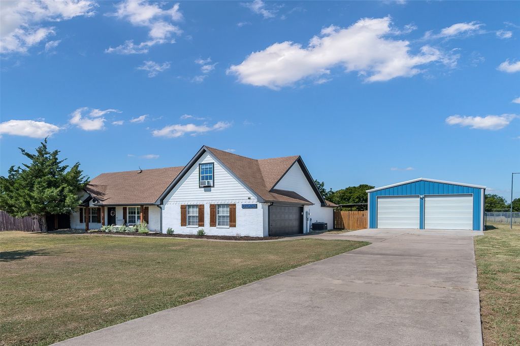 6560 Meadow Ridge Circle, Nevada, TX 75173