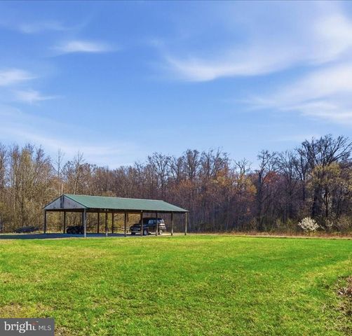 20161 ASKEGRENS LN, Sterling, VA 20165