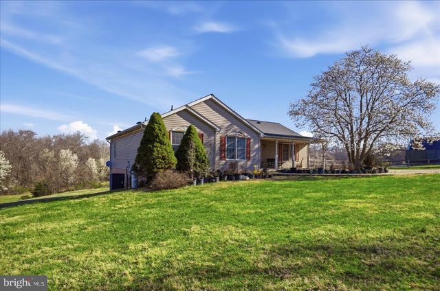 20161 ASKEGRENS LN, Sterling, VA 20165