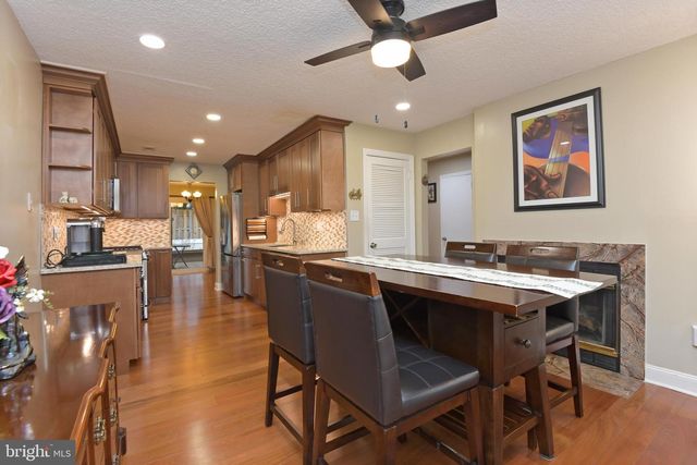 156 HAMPSHIRE DRIVE, Plainsboro, NJ 08536