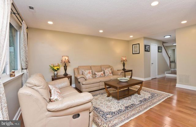 156 HAMPSHIRE DRIVE, Plainsboro, NJ 08536