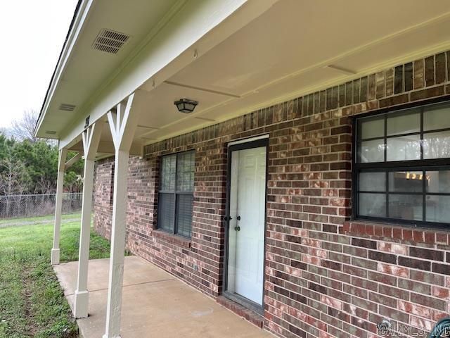 397 Rolling Green Dr, Dover, AR 72837