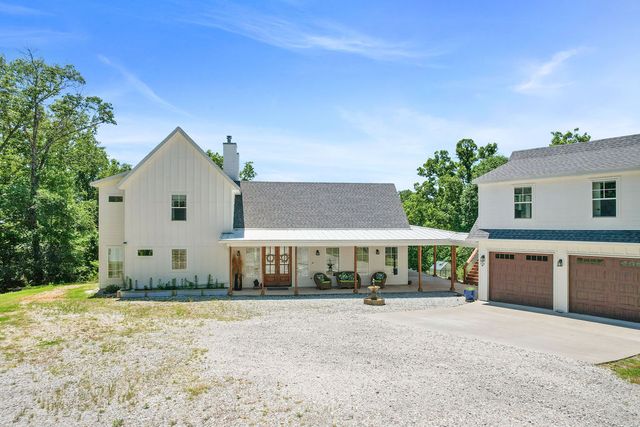 15933 Railroad Cut Road, Rogers, AR 72756