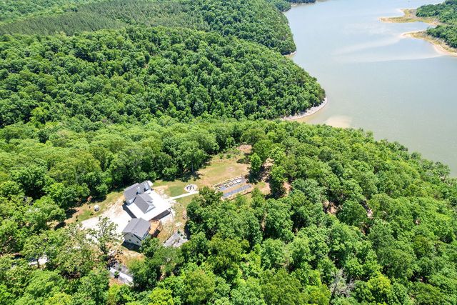 15933 Railroad Cut Road, Rogers, AR 72756