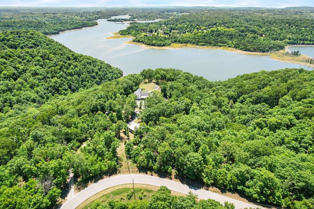 15933 Railroad Cut Road, Rogers, AR 72756