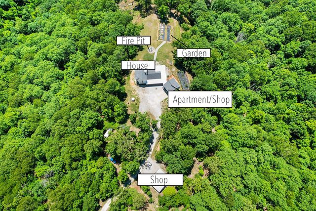 15933 Railroad Cut Road, Rogers, AR 72756