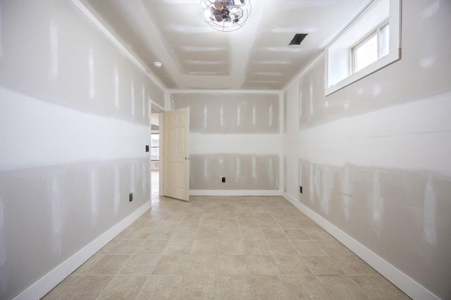 433 Woodlands Way, Russell Springs, KY 42642