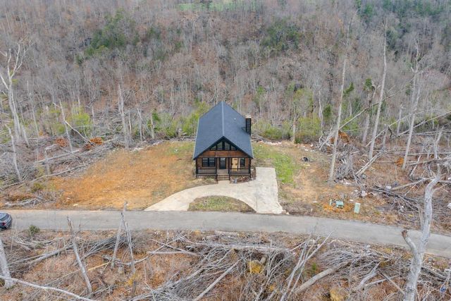 433 Woodlands Way, Russell Springs, KY 42642